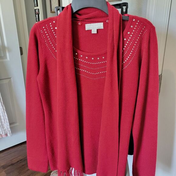 Carolyn Taylor Women's 2 Piece Pullover Sweater Scarf Combo Size S red Rhineston - Picture 1 of 11